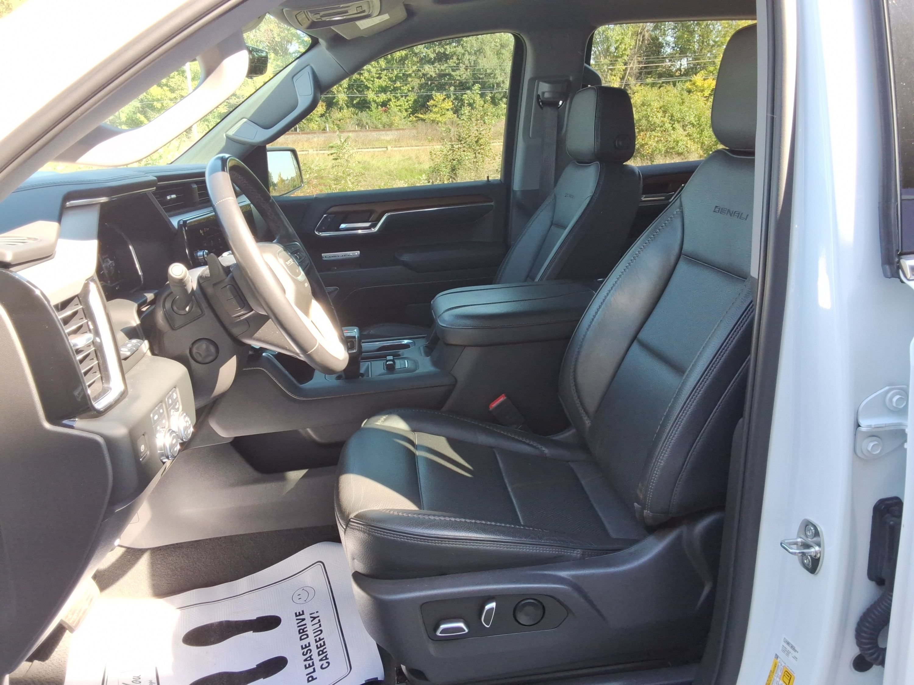 Used 2023 GMC Sierra 1500 Denali w/ Technology Package AWD/4WD image 27