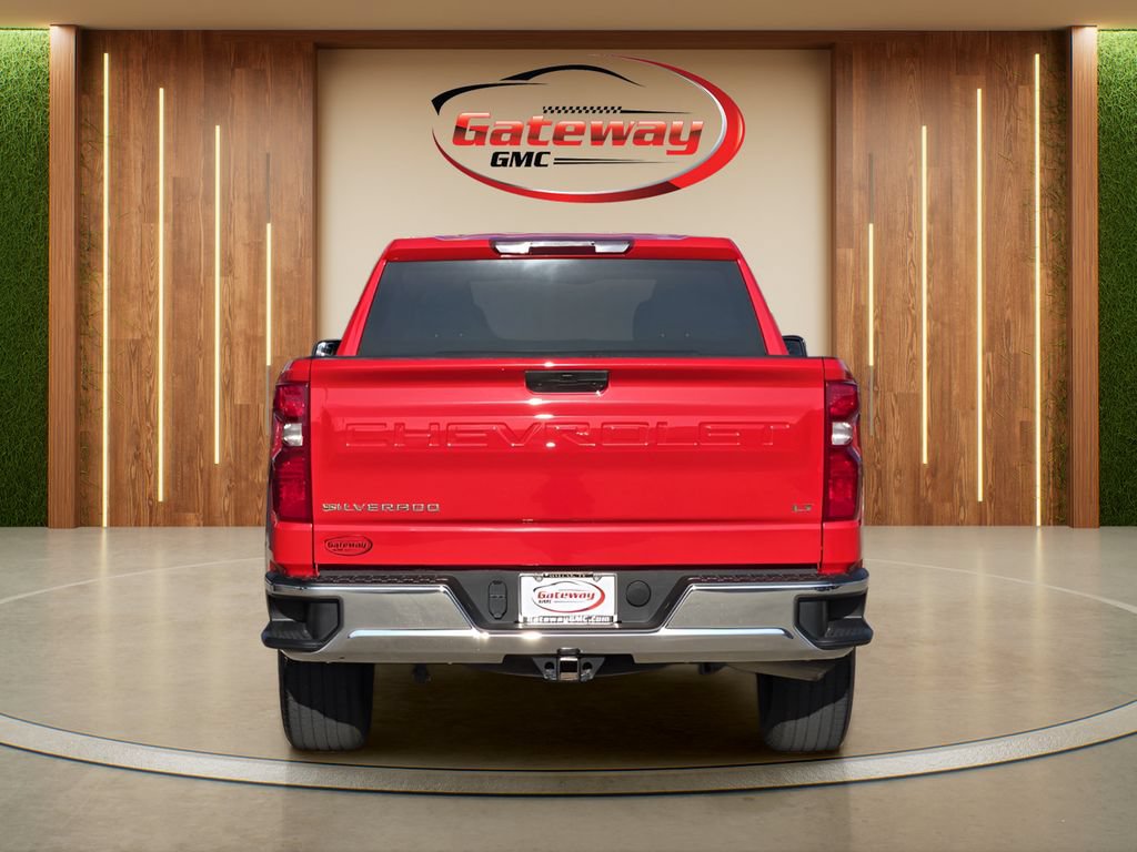 Used 2022 Chevrolet Silverado 1500 LT AWD/4WD image 6