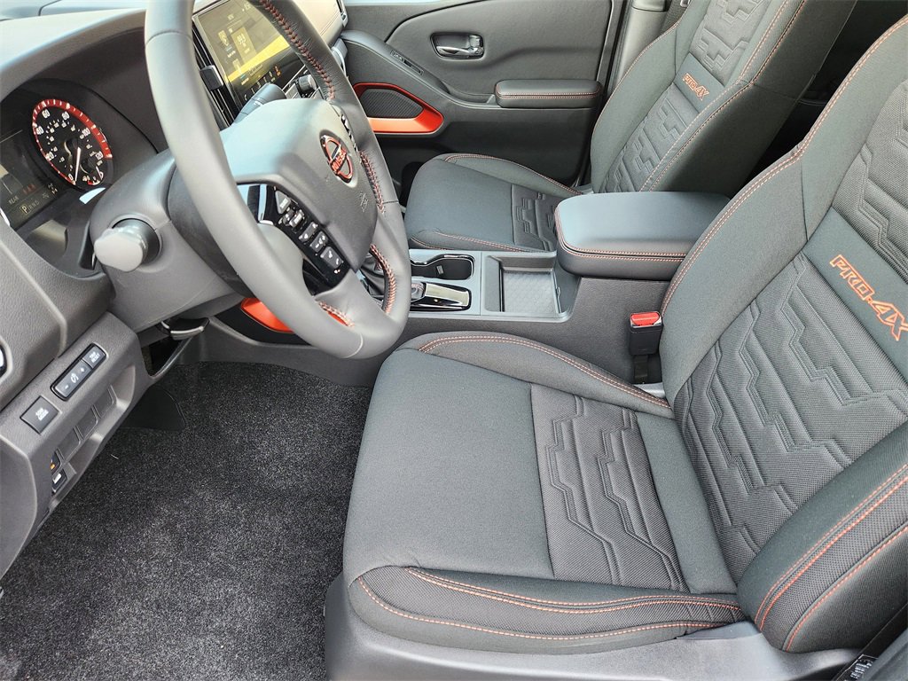 New 2025 Nissan Frontier PRO-4X image 9