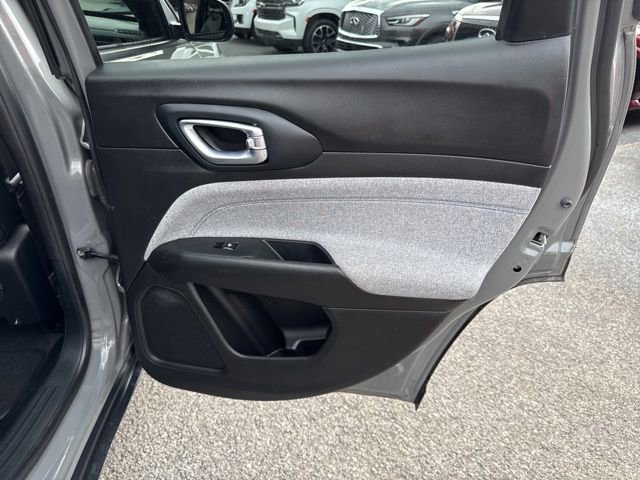 Used 2024 Jeep Compass Latitude image 22