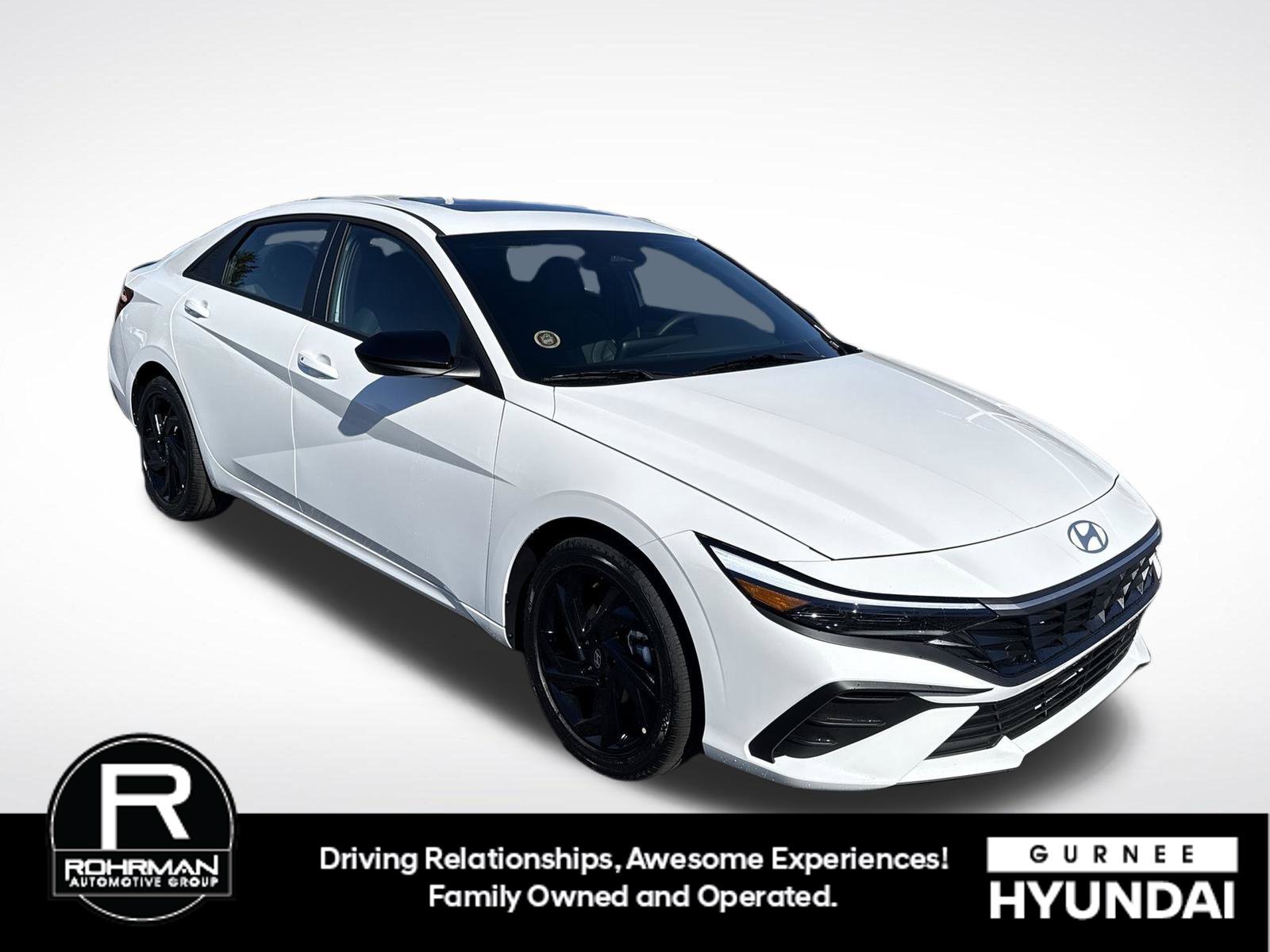 New 2026 Hyundai Elantra SEL Sport FWD image 2