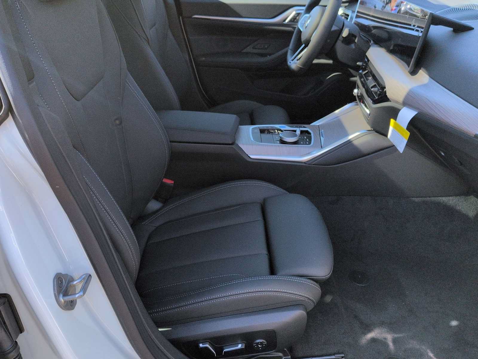 Used 2026 BMW i4 xDrive40i w/ M Sport Package AWD/4WD image 24