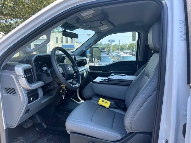 New 2026 Ford F350 XL w/ XL Chrome Package AWD/4WD image 14