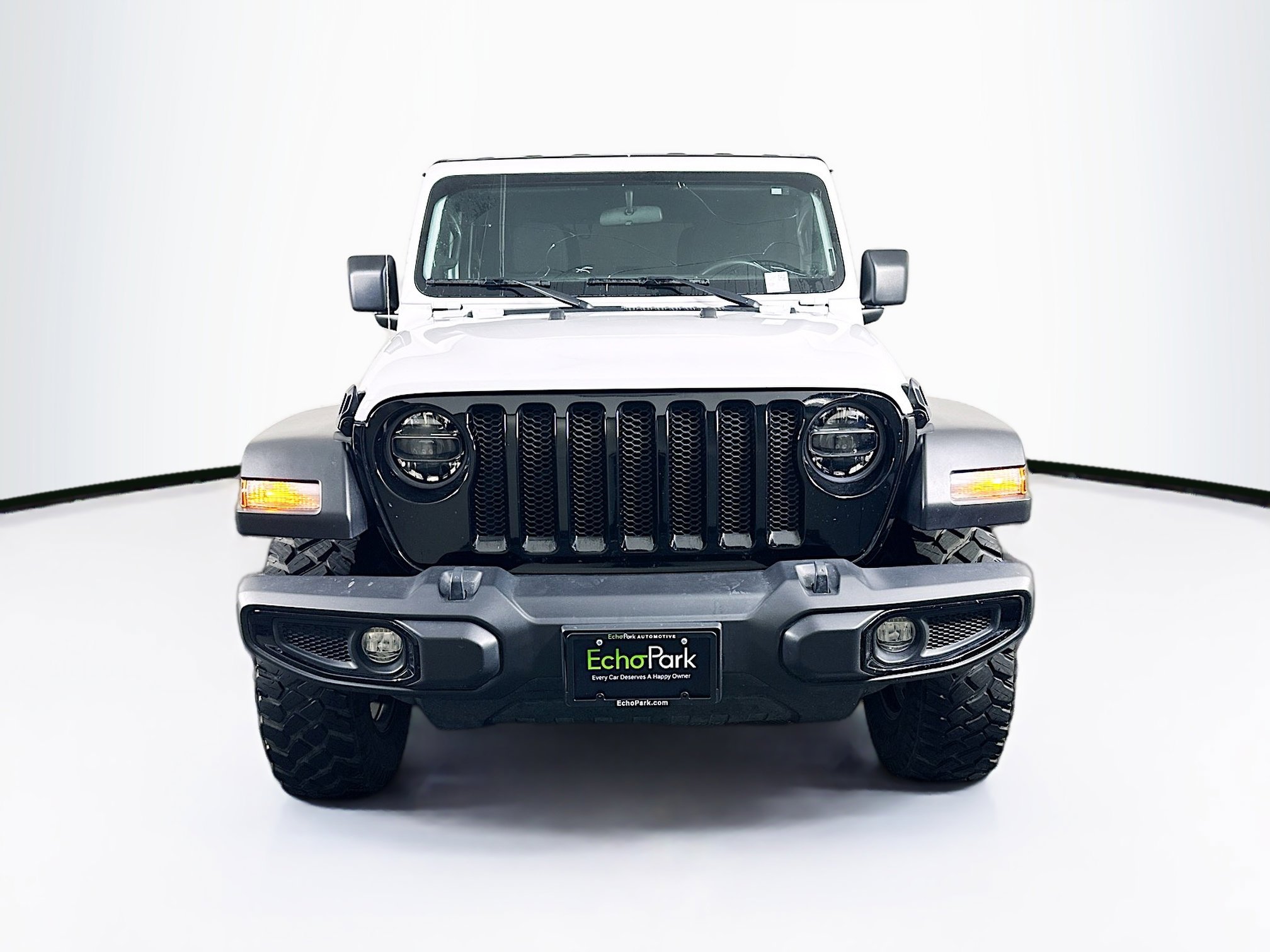 Used 2022 Jeep Wrangler Willys image 2
