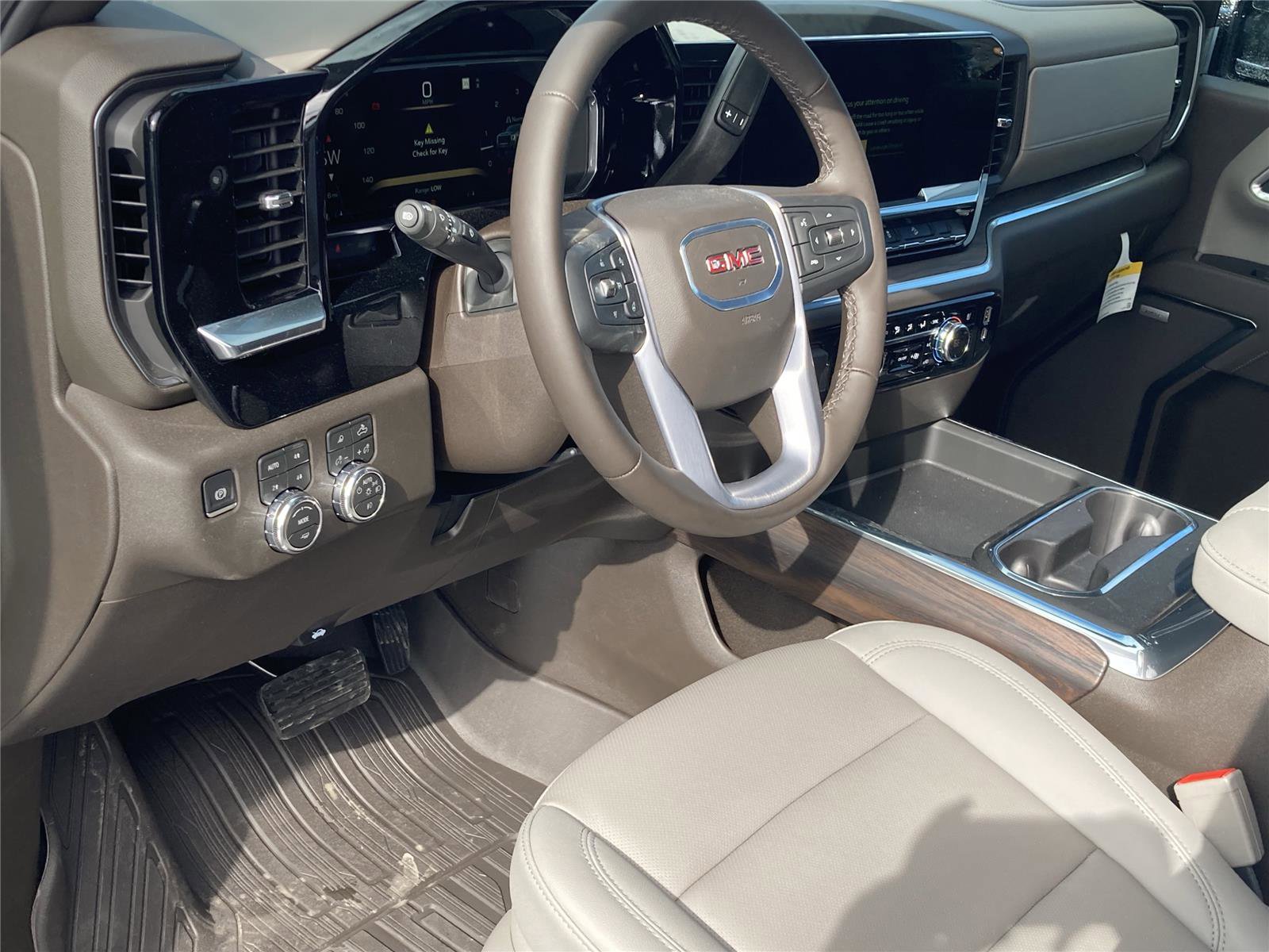 New 2026 GMC Sierra 2500 SLT w/ SLT Premium Package image 32