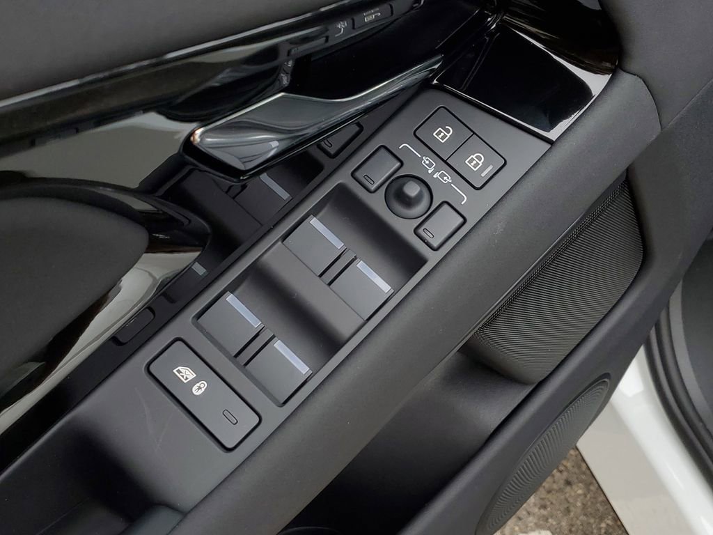 New 2026 Land Rover Range Rover Evoque S image 12