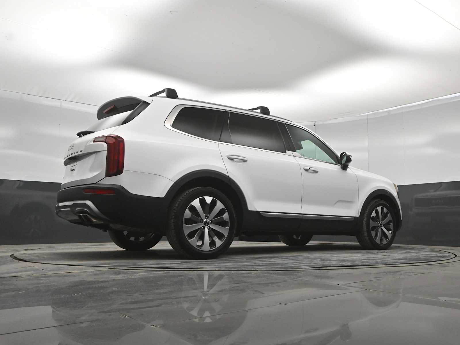 Used 2022 Kia Telluride S AWD/4WD image 44