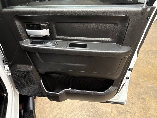 Used 2019 RAM 5500 Tradesman w/ Safety Group AWD/4WD image 23