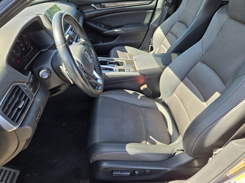 Used 2019 Honda Accord Sport image 11