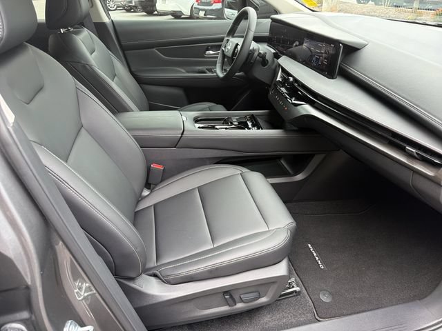 Certified 2025 Nissan Murano SV AWD/4WD image 15