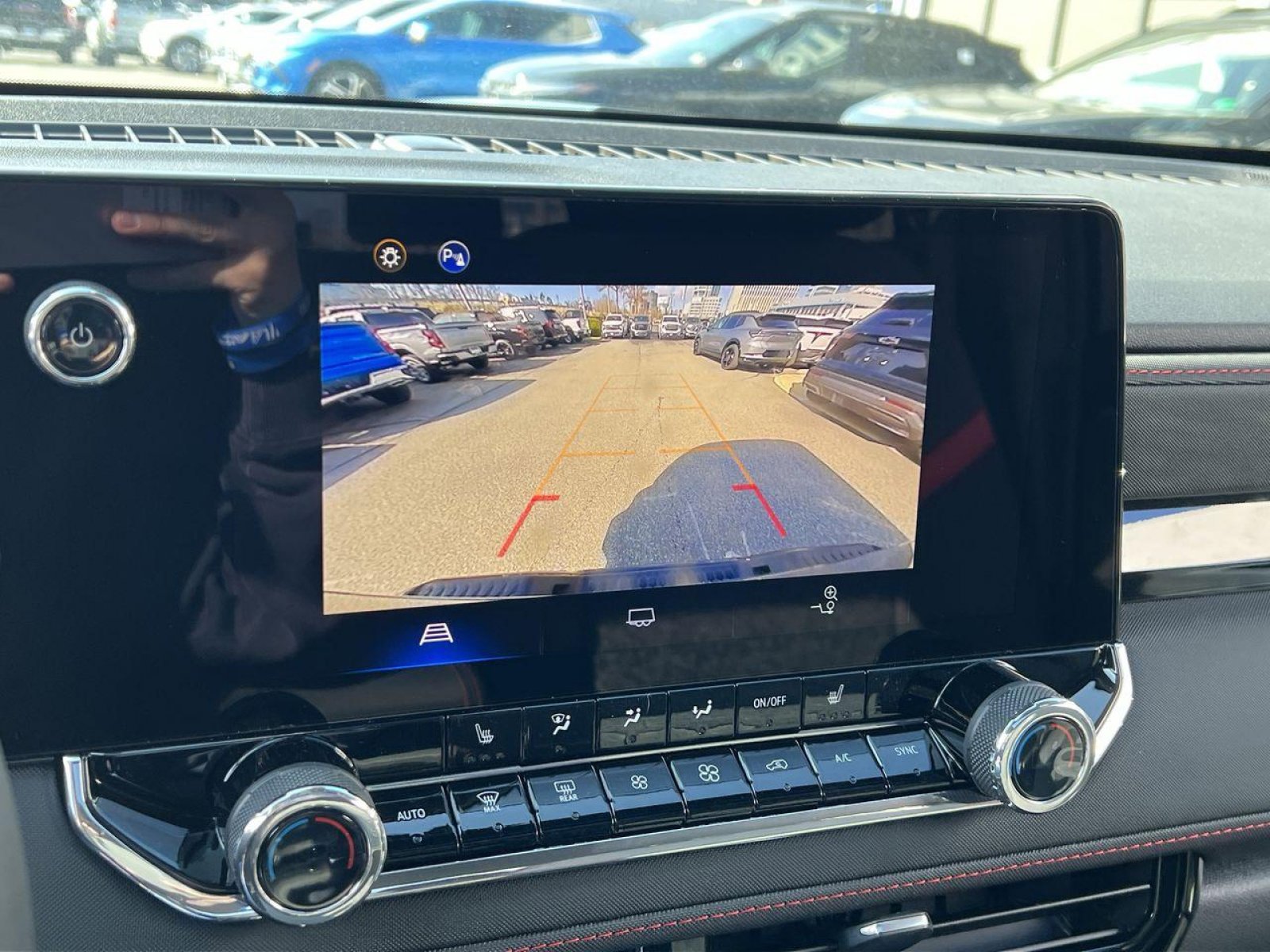 New 2025 Chevrolet Colorado Z71 w/ Midnight Edition image 13