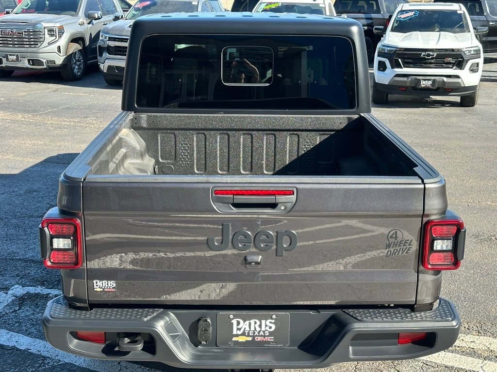 Used 2025 Jeep Gladiator Willys image 6