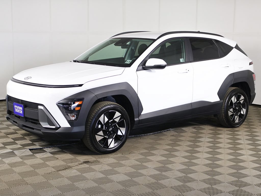 Used 2024 Hyundai Kona SEL AWD/4WD image 6