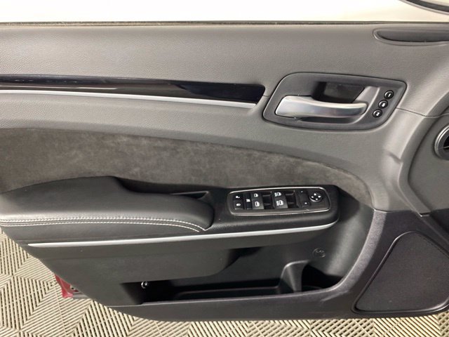 Used 2023 Chrysler 300 C RWD image 20