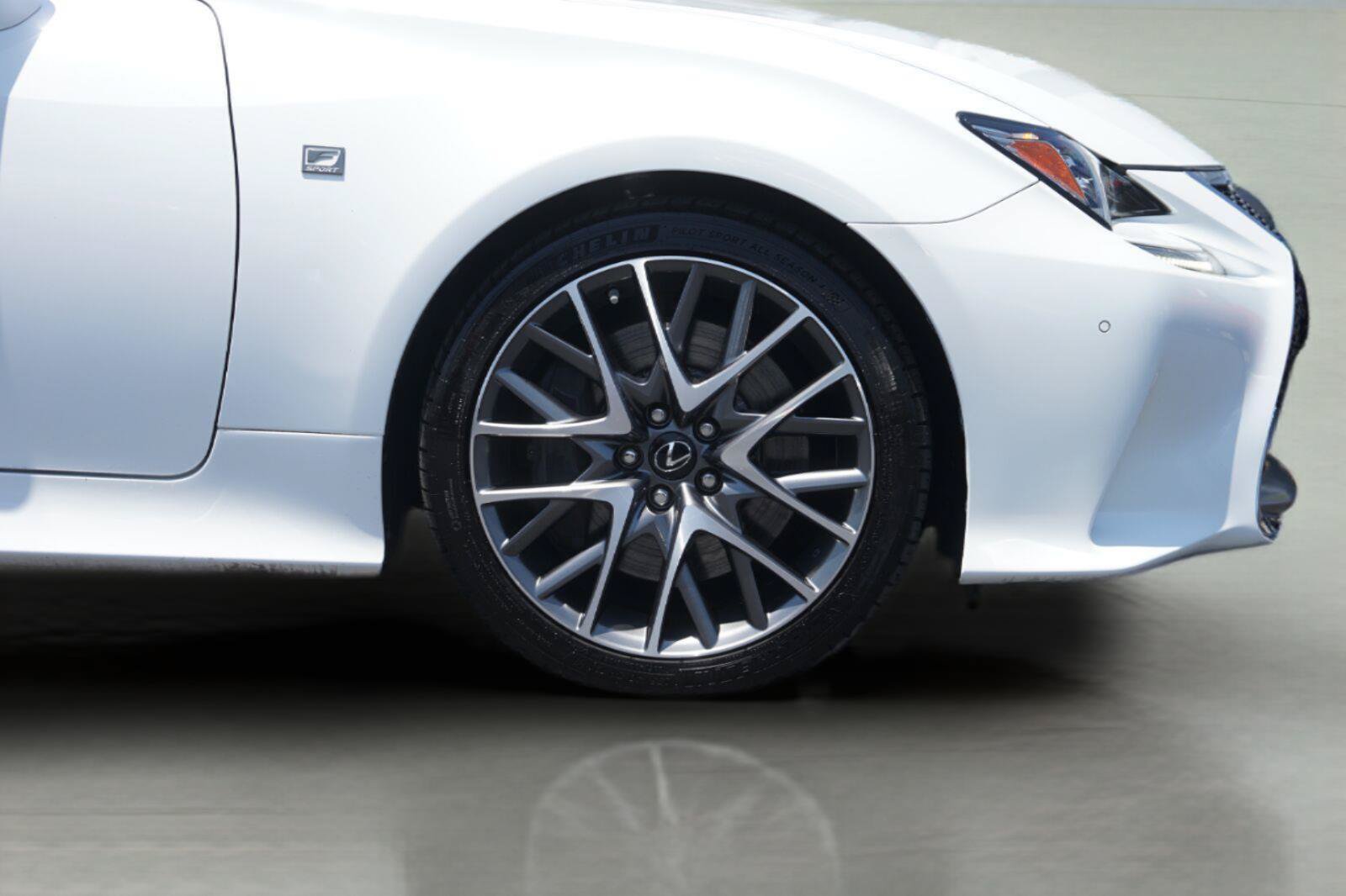 Used 2016 Lexus RC 350 RWD image 4