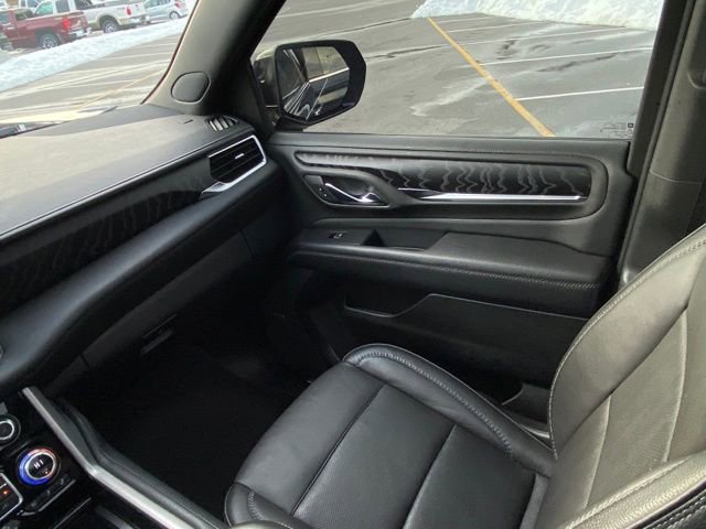 Used 2023 GMC Yukon Denali image 24