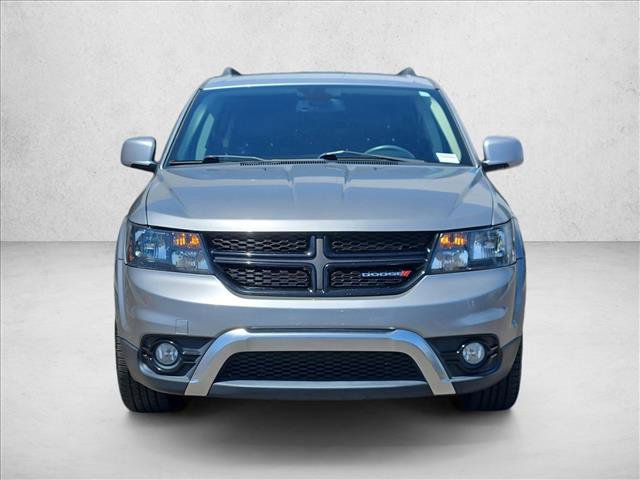Used 2019 Dodge Journey Crossroad w/ Driver Convenience Group FWD image 3