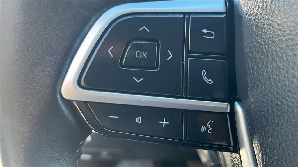 Used 2023 Toyota Highlander XLE image 34