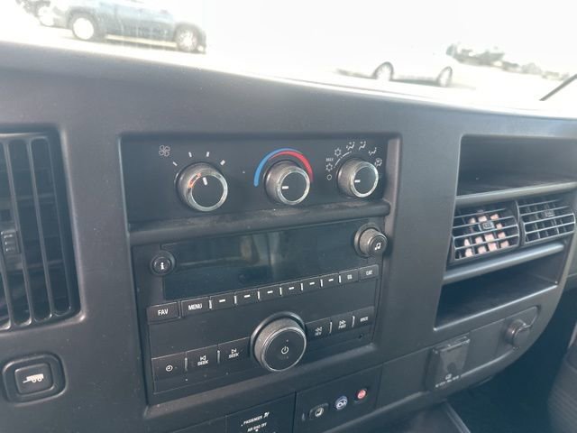 Used 2015 Chevrolet Express 2500 image 11