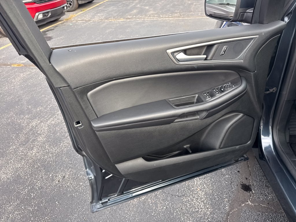 Used 2024 Ford Edge SEL w/ Convenience Package AWD/4WD image 29
