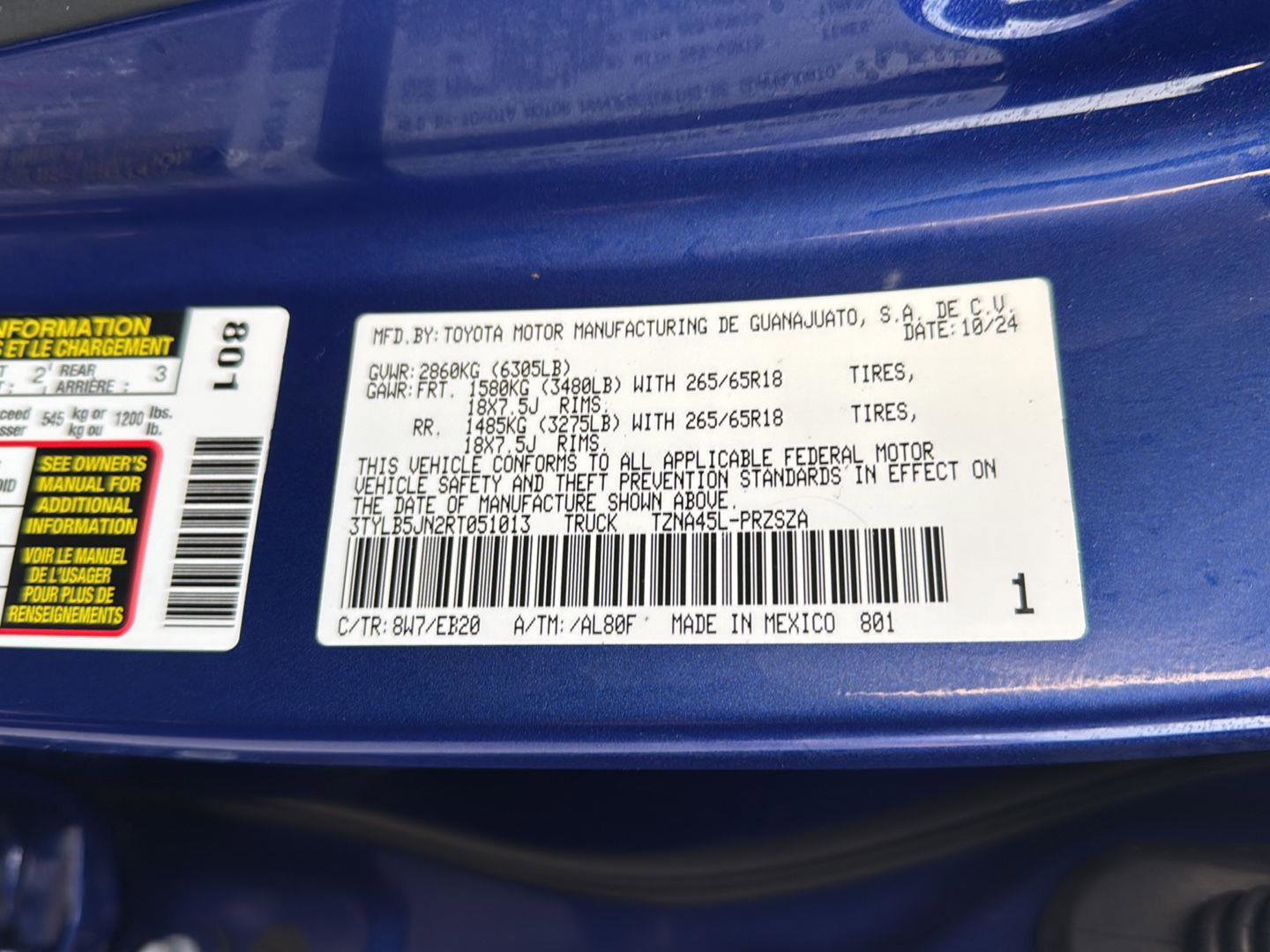 Used 2024 Toyota Tacoma Limited image 37