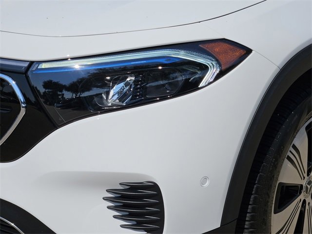 Used 2023 Mercedes-Benz EQB 300 4MATIC image 8