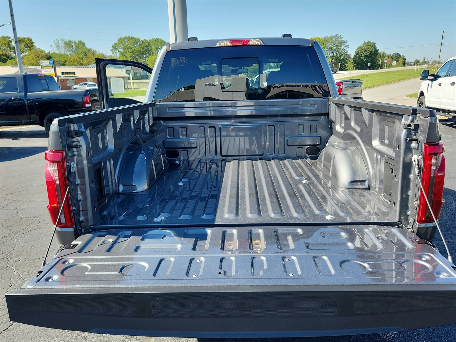 New 2025 Ford F150 XLT w/ Equipment Group 302A MID image 29