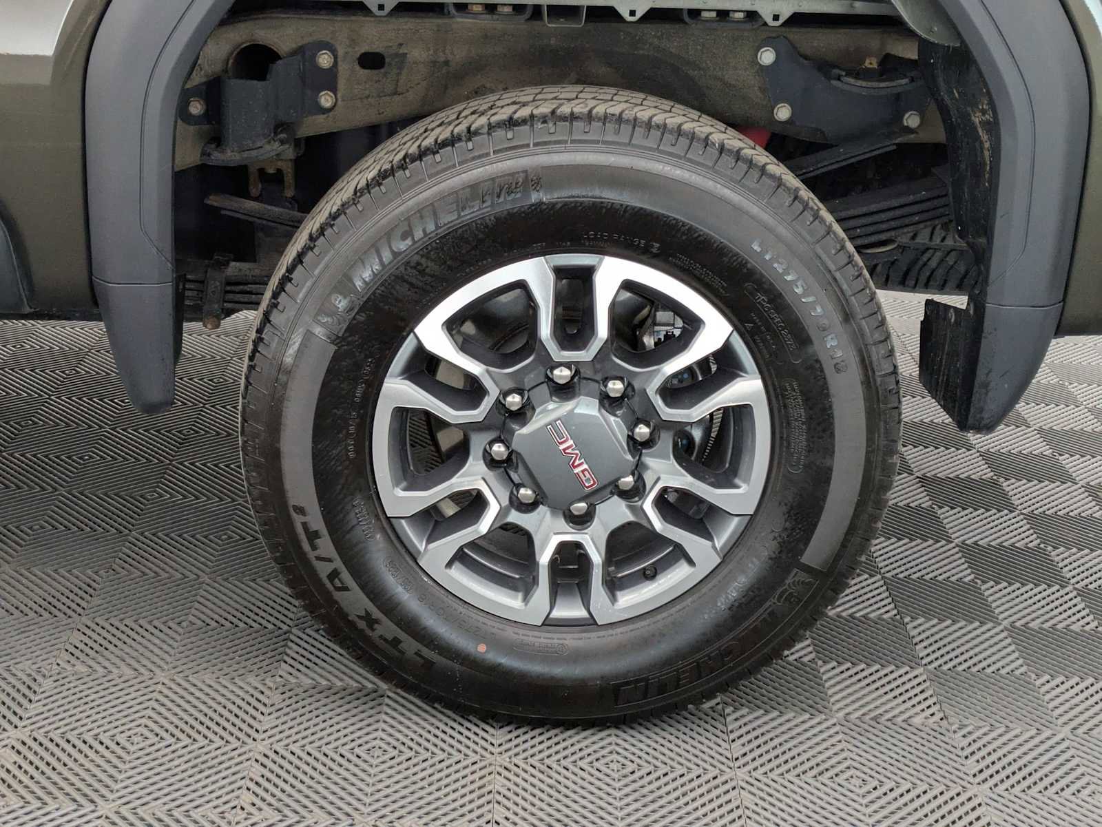 Used 2022 GMC Sierra 3500 AT4 w/ Gooseneck/5TH Wheel Package image 13