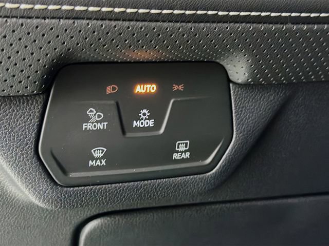 Used 2025 Volkswagen Atlas SE image 10