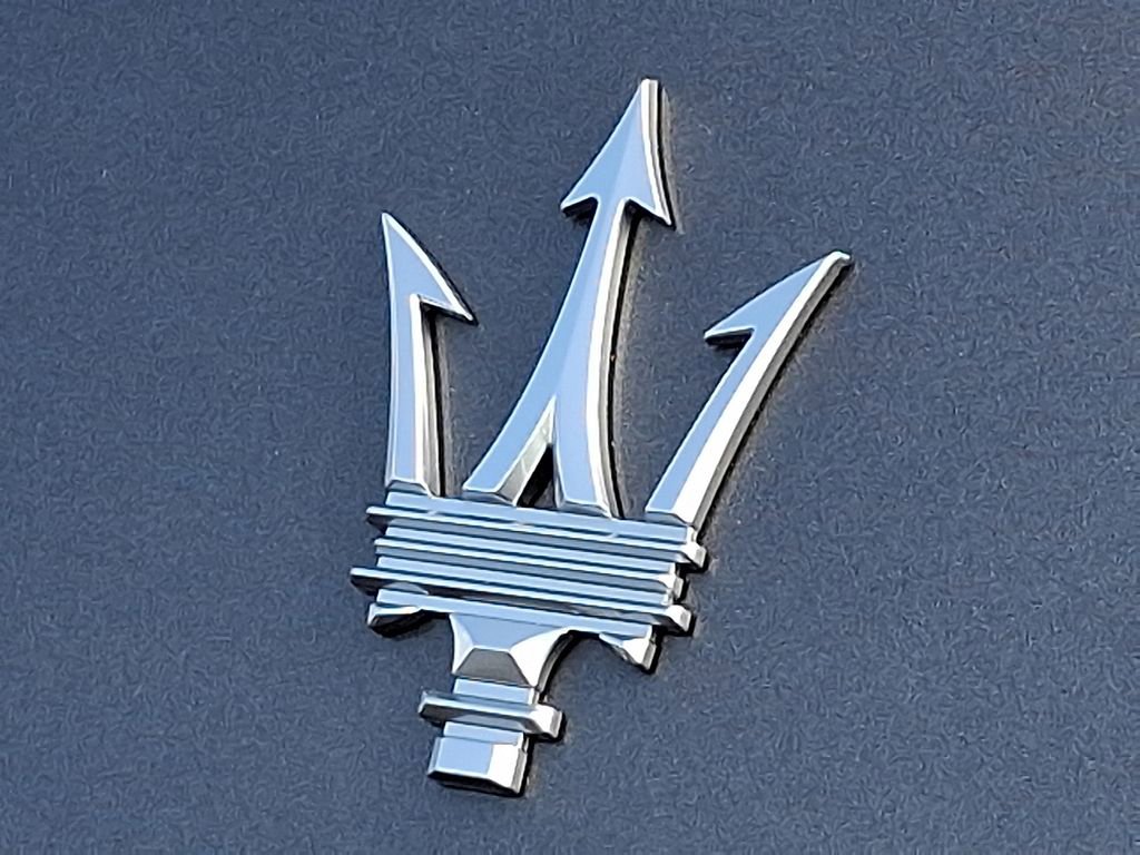 Used 2024 Maserati Grecale GT image 30