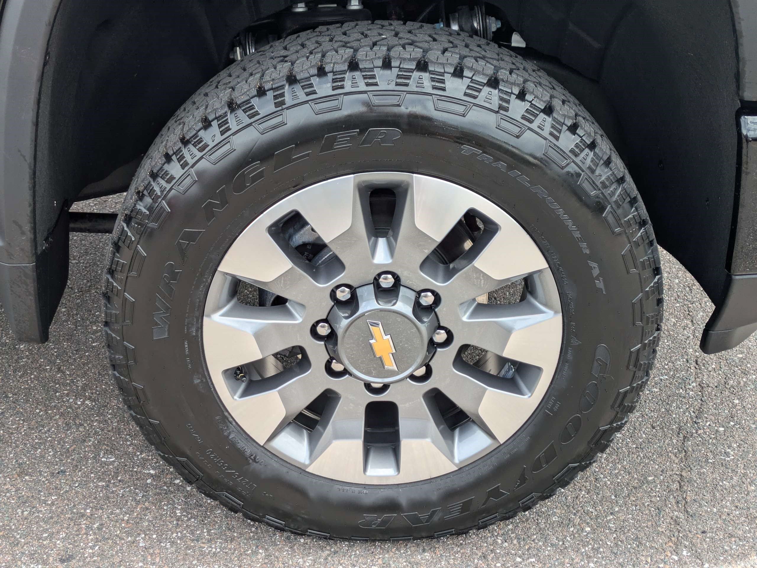 Used 2026 Chevrolet Silverado 2500 Custom w/ Custom Value Package AWD/4WD image 10