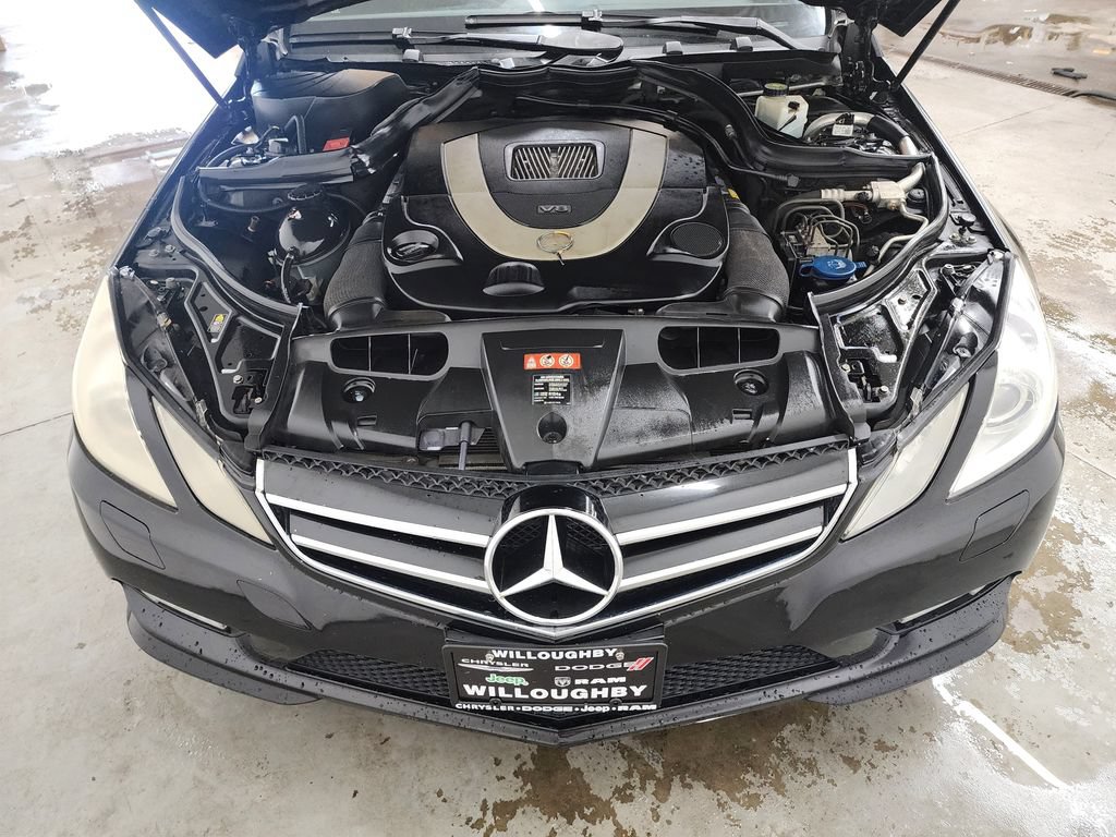 Used 2010 Mercedes-Benz E 550 Coupe image 33