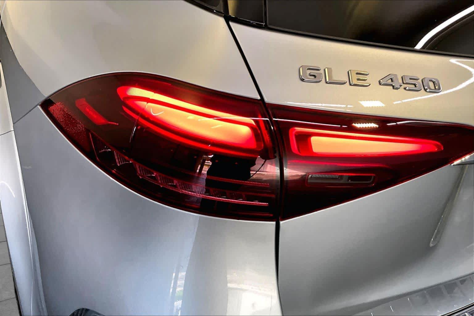 Used 2024 Mercedes-Benz GLE 450 4MATIC image 28