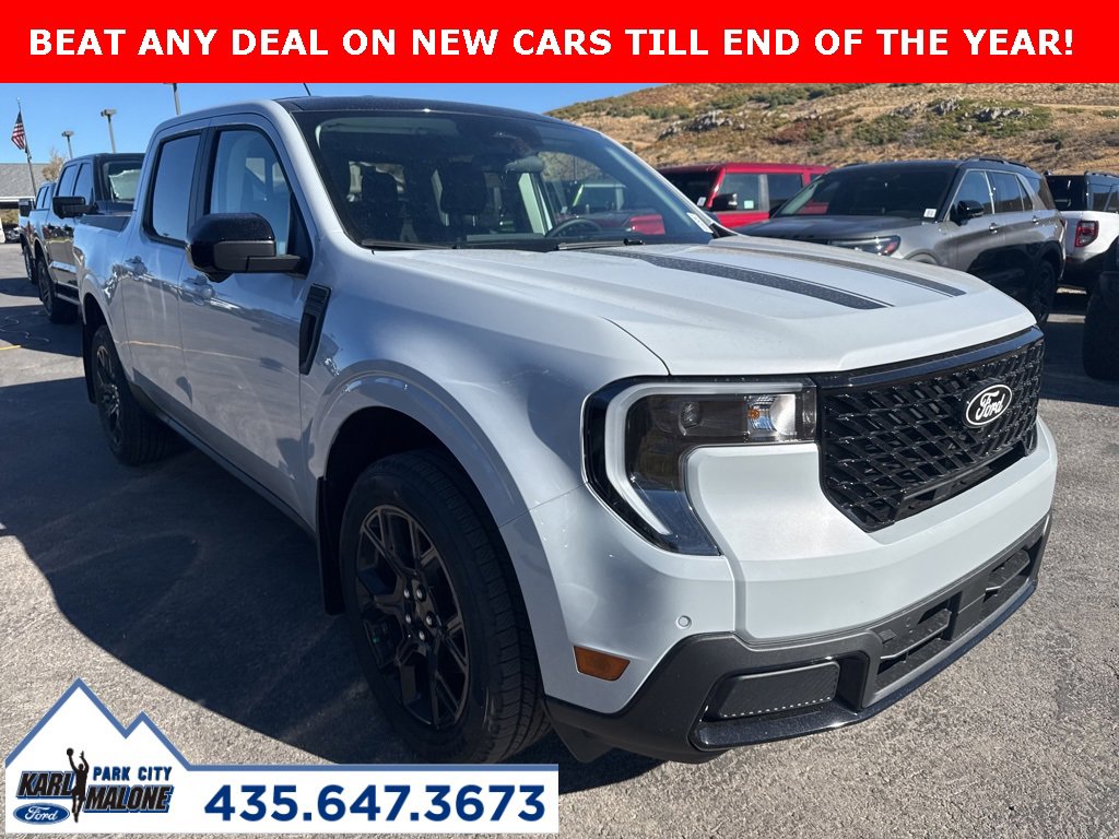 New 2025 Ford Maverick Lariat w/ Black Appearance Package