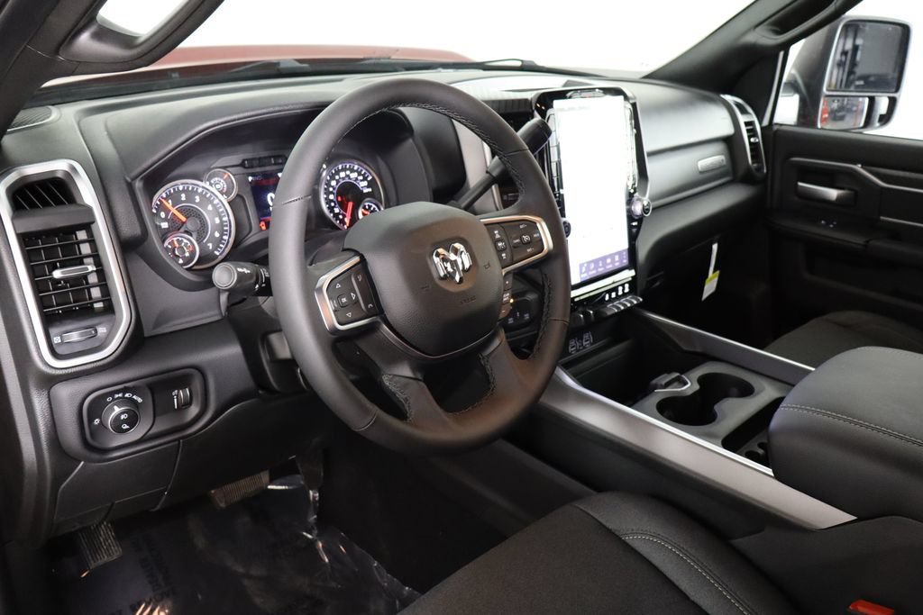 New 2026 RAM 2500 Big Horn AWD/4WD image 22