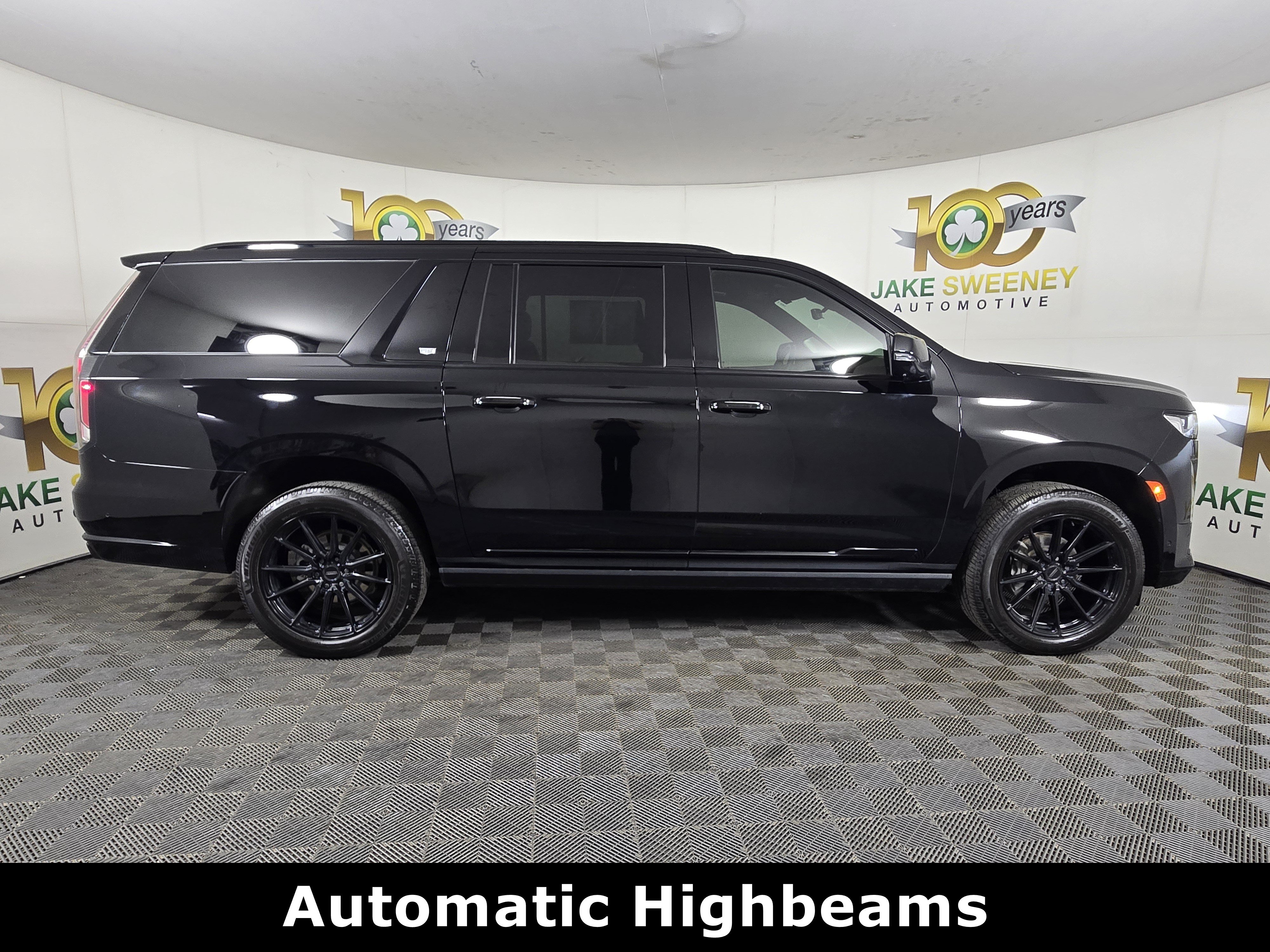 Certified 2024 Cadillac Escalade ESV Sport w/ LPO, ONYX Package AWD/4WD image 10
