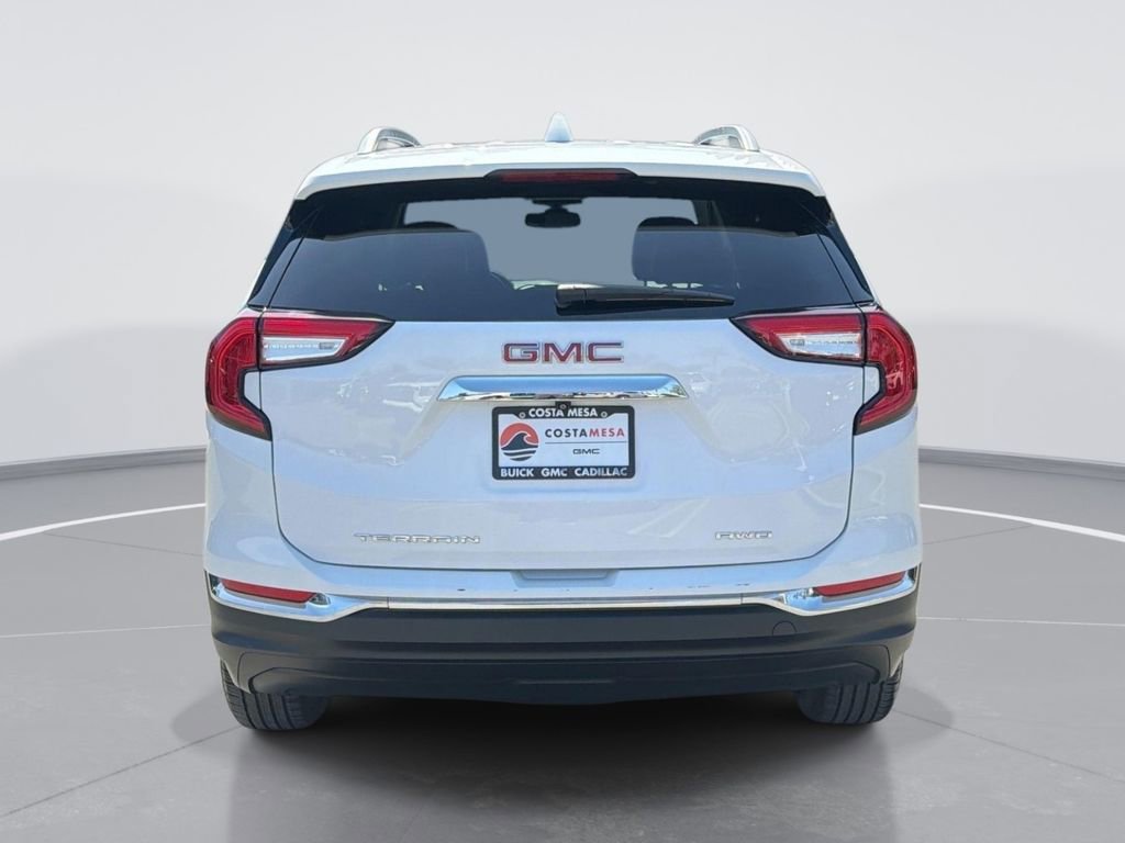 Used 2022 GMC Terrain SLT AWD/4WD image 4