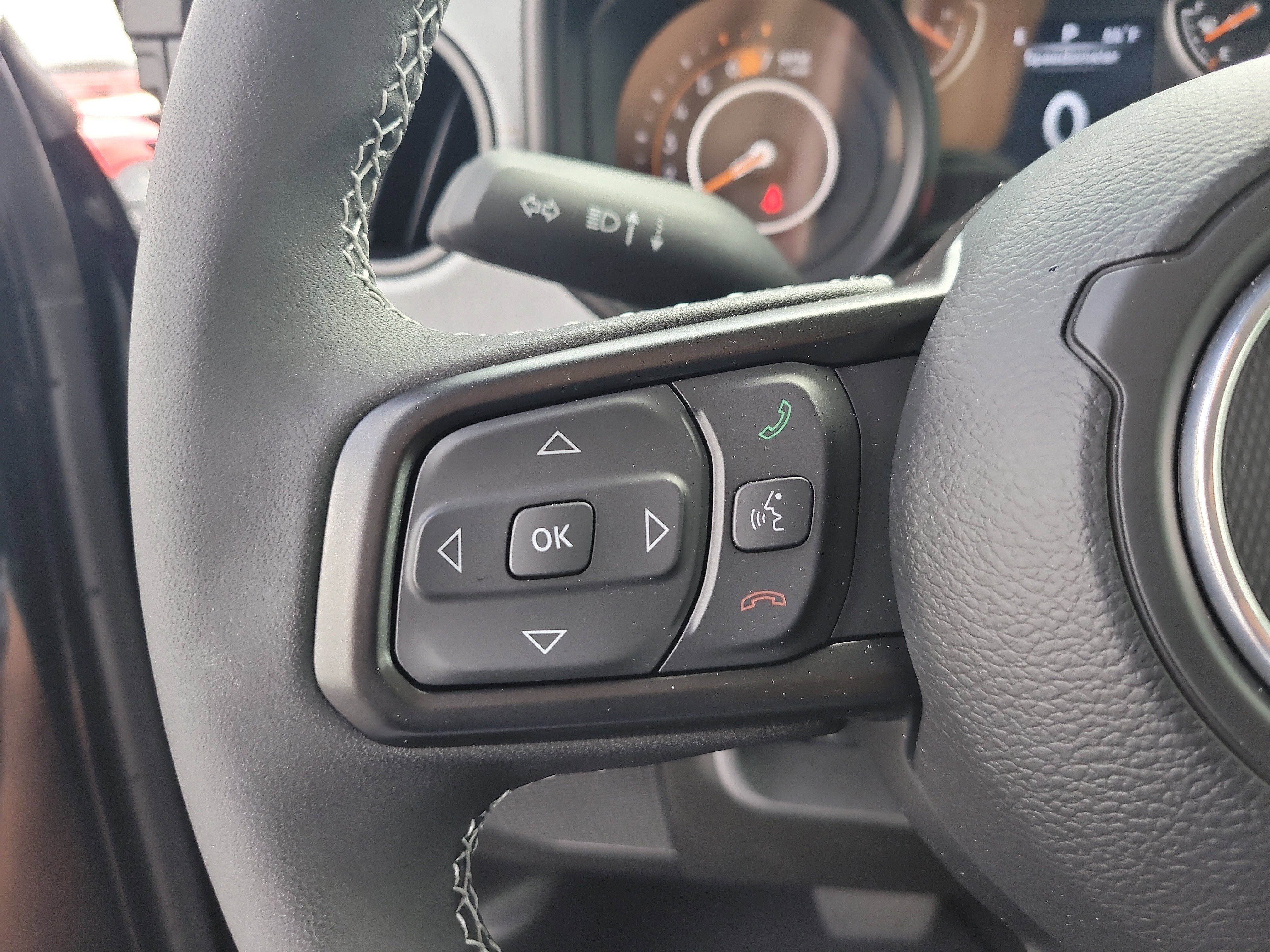 Used 2025 Jeep Wrangler Willys image 24