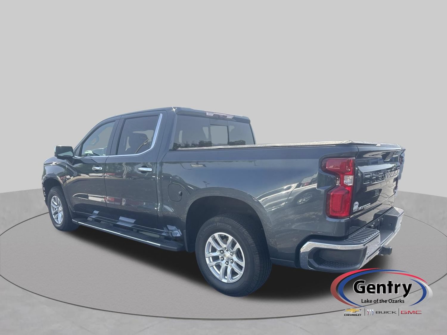 Used 2020 Chevrolet Silverado 1500 LTZ w/ LTZ Plus Package RWD image 2