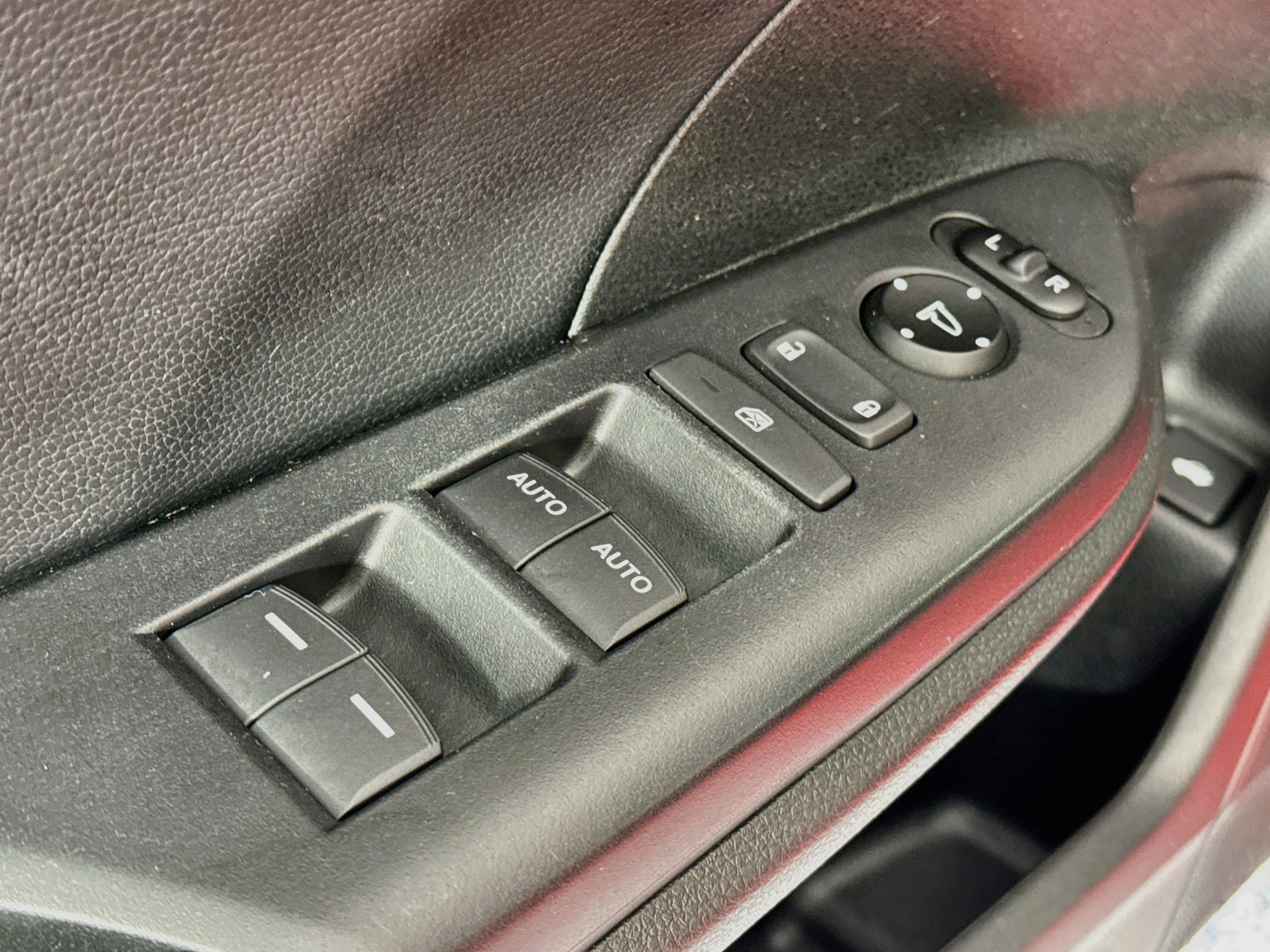 Certified 2018 Honda Civic EX-L image 17