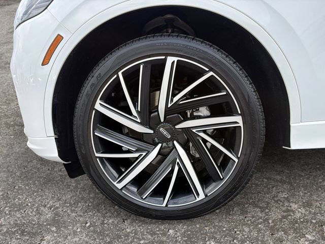 Used 2025 Lincoln Aviator Black Label w/ Jet Appearance Package AWD/4WD image 14