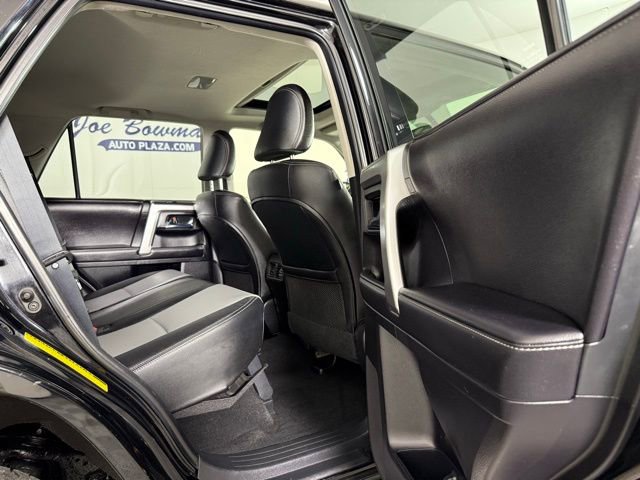 Used 2016 Toyota 4Runner SR5 Premium image 19