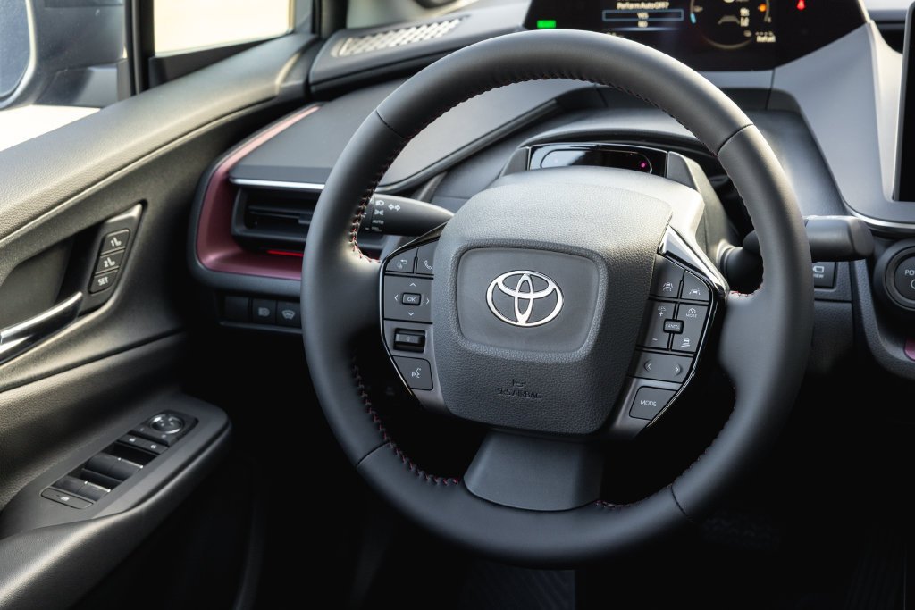 New 2027 Toyota Prius Plug-In Hybrid w/ Limited Premium Package FWD image 14