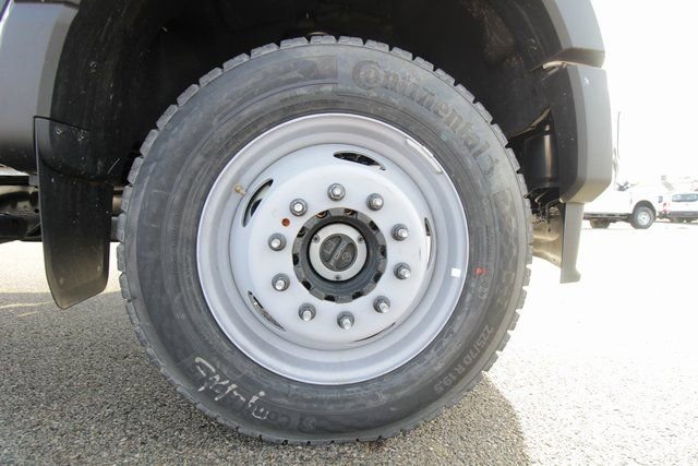 New 2024 Ford F550 4x4 Regular Cab Super Duty image 11