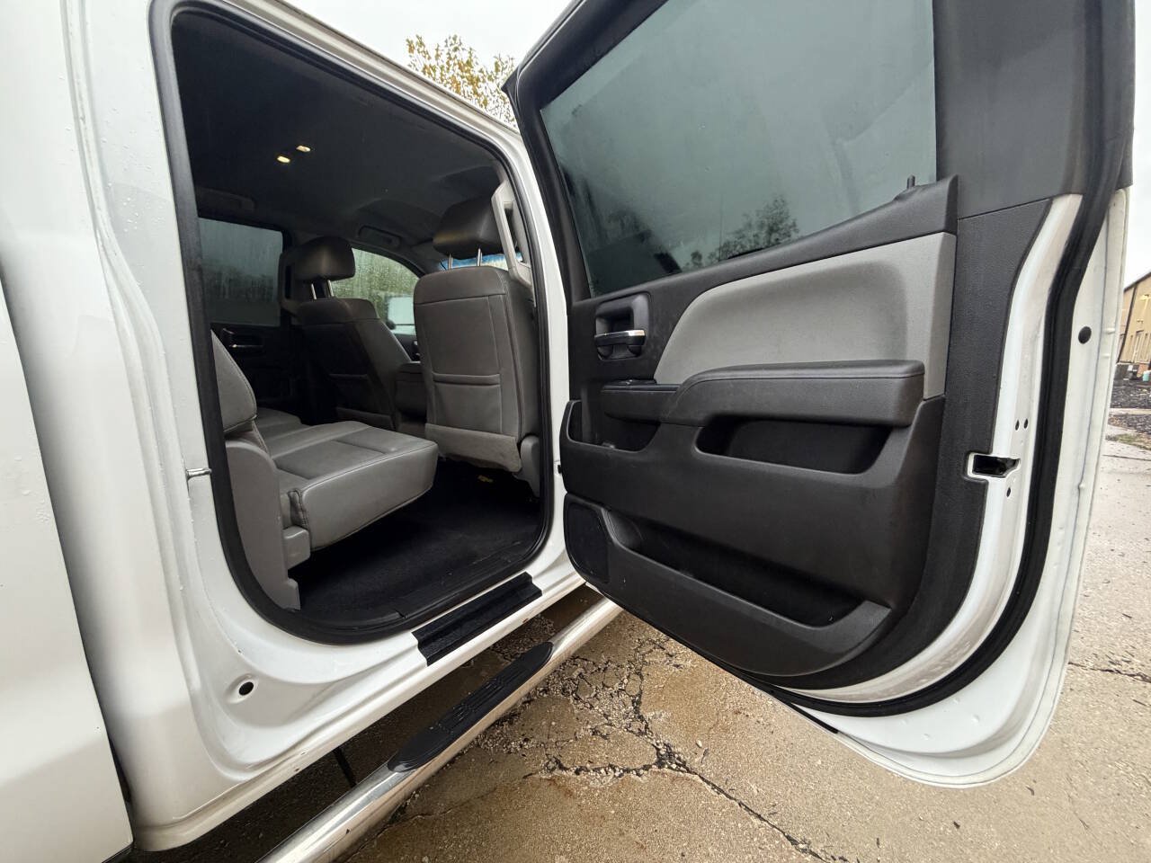Used 2018 Chevrolet Silverado 2500 W/T w/ WT Convenience Package AWD/4WD image 14