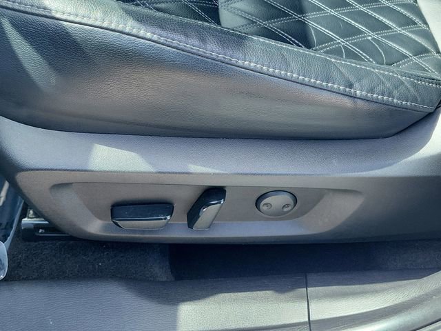 Used 2023 Mitsubishi Outlander SEL 40th Anniversary AWD/4WD image 20