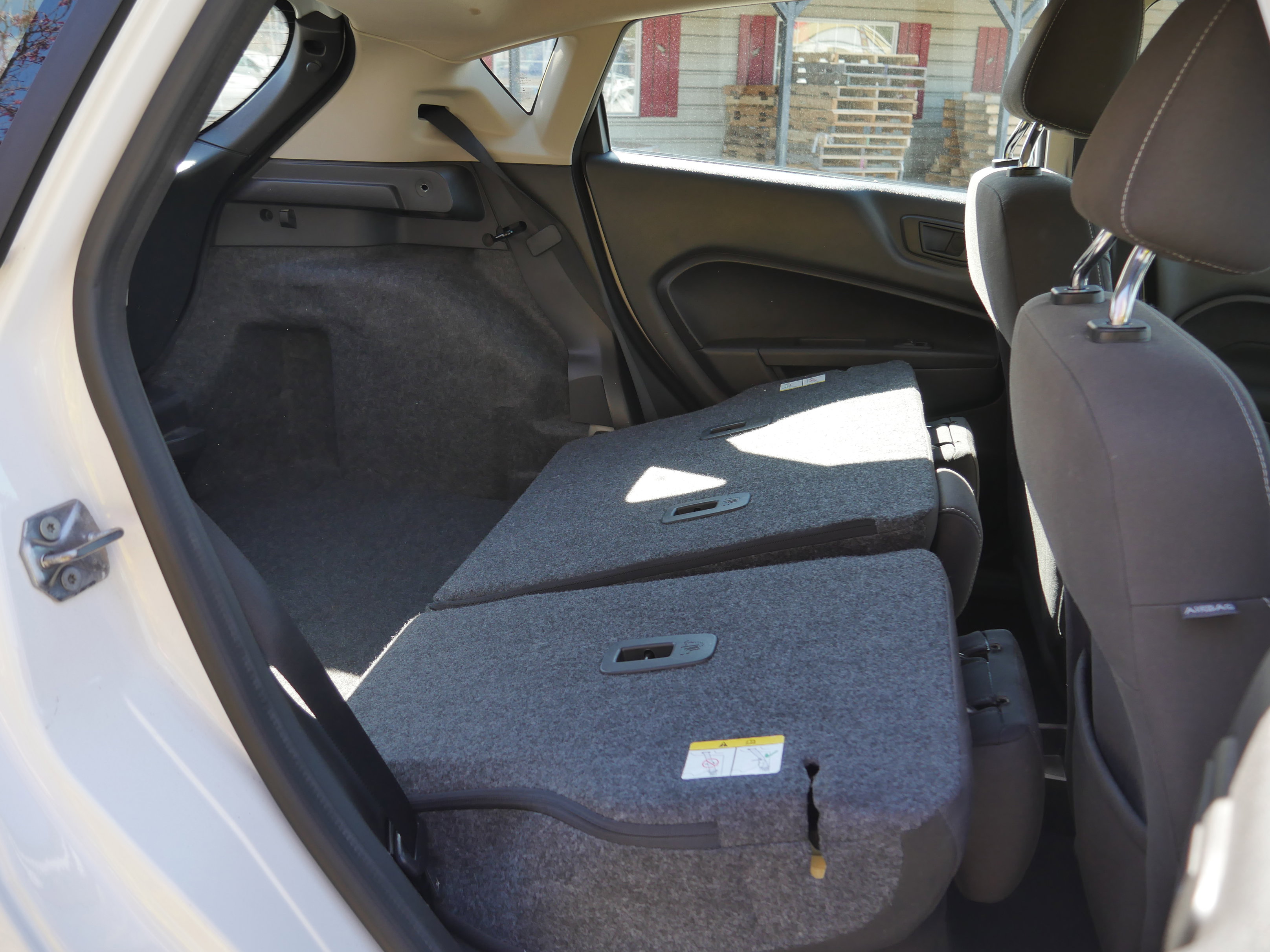 Certified 2019 Ford Fiesta SE w/ Equipment Group 201A FWD image 25