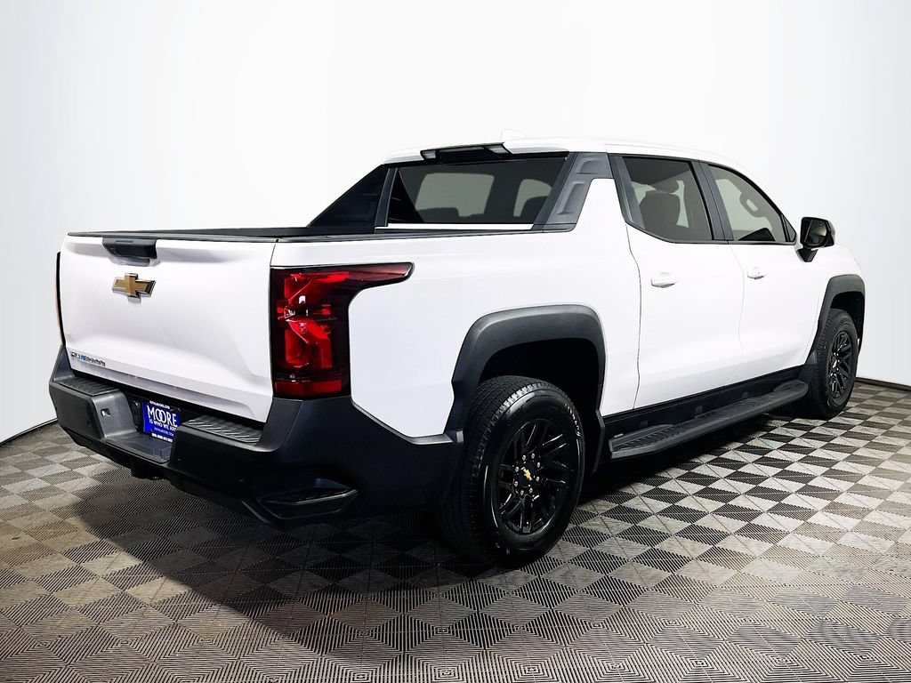 Used 2024 Chevrolet Silverado EV W/T AWD/4WD image 7