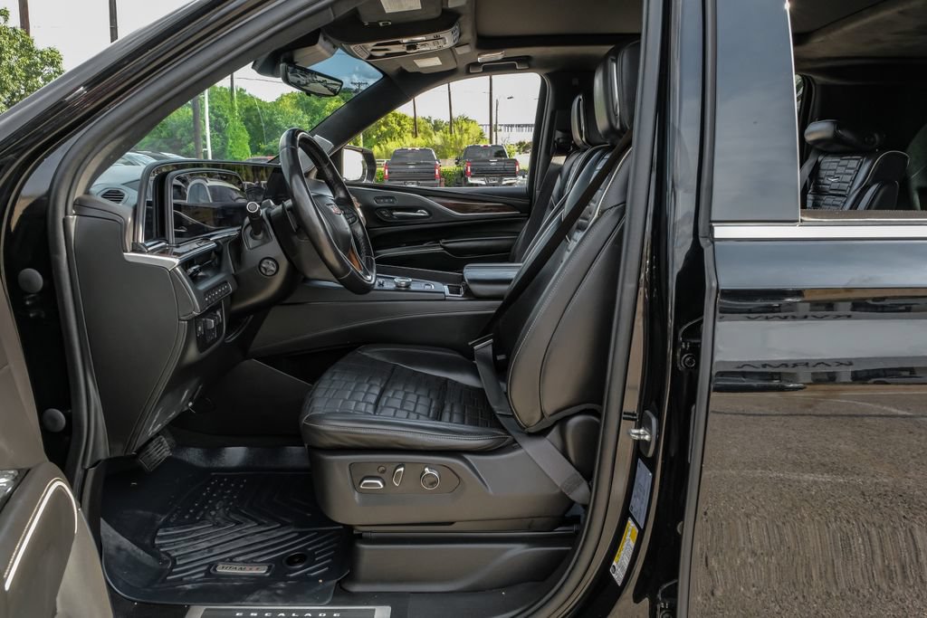Used 2021 Cadillac Escalade ESV Premium Luxury Platinum AWD/4WD image 38