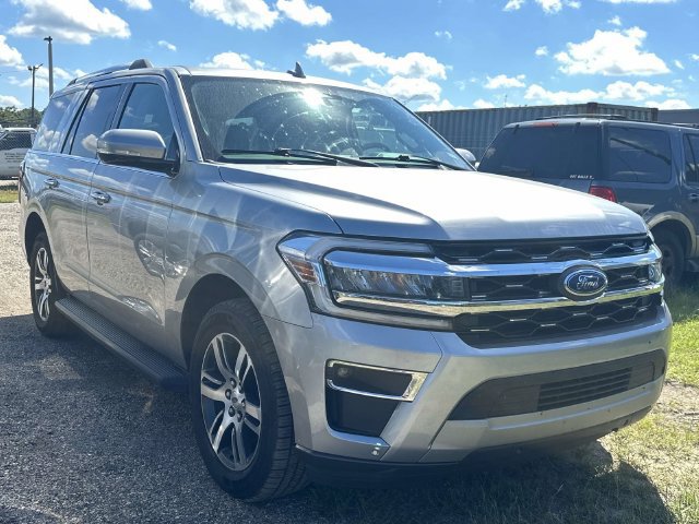 Used 2024 Ford Expedition Limited RWD image 14